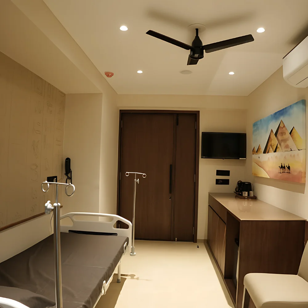 Private patient room at Tirtham Surgical Hospital 14